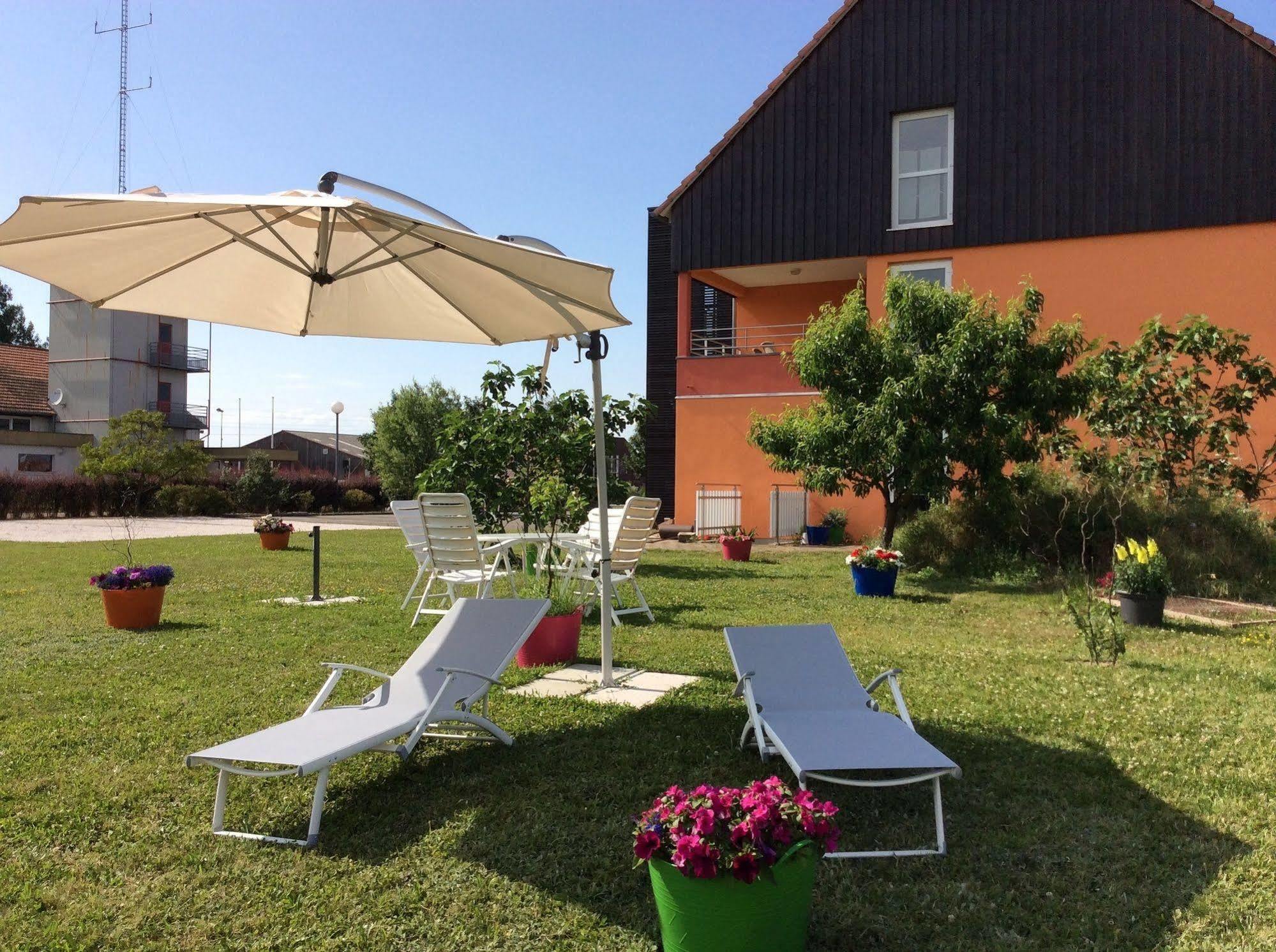 Hotel Des Bois Seltz Eksteriør bilde